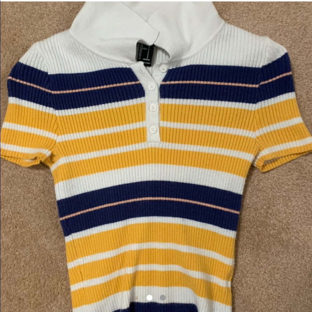 Stripped stretchy shirt